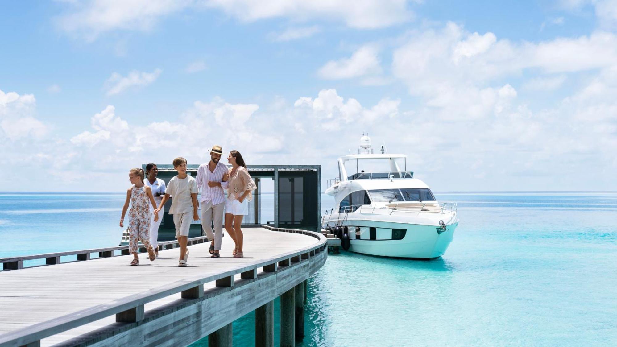 The Ritz-Carlton Maldives, Fari Islands Hotel Gaafaru Ngoại thất bức ảnh